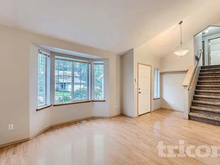 16829 114th Avenue Ct E — Photo 3