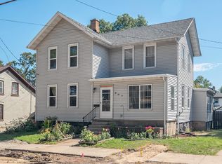 607 S 9th St, Watertown, WI 53094