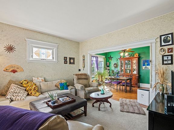 5th image of 71 Highland St