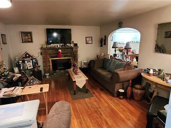 4th image of 1931 Remington Dr