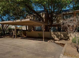 2417 Southlake Dr, Irving, TX 75038