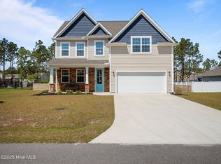 153 Ballantine Grove Ln, Newport, NC 28570