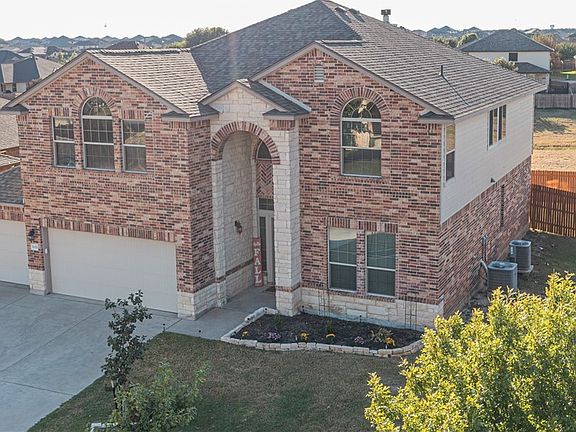 3rd image of 1122 Iron Glen Dr