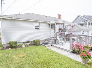 40 Elm Ave, Westbrook, CT 06498