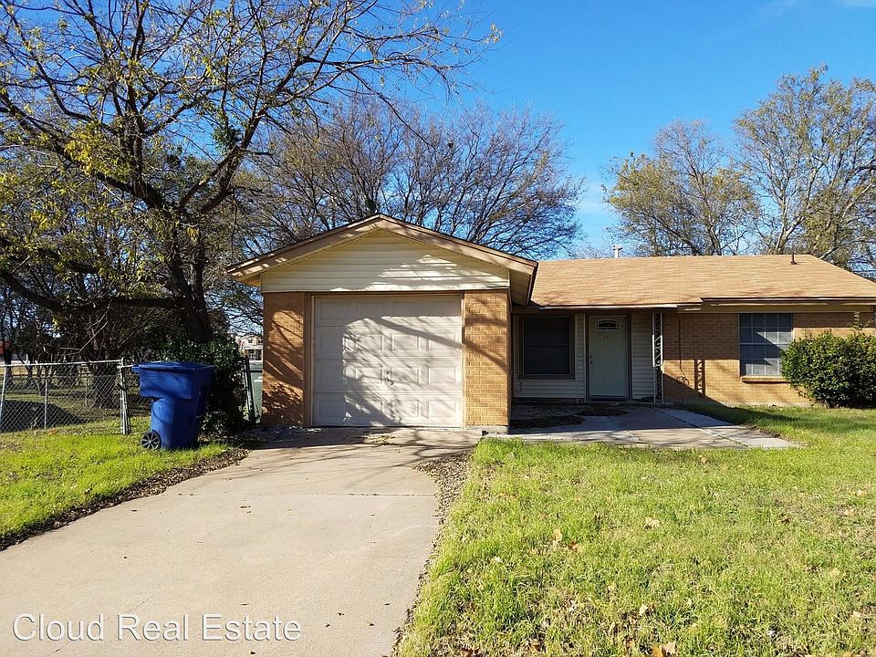 1st image of 716 W Avenue E