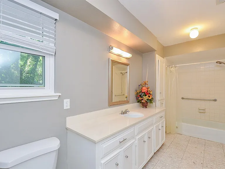 710 S Fry Rd — Photo 42