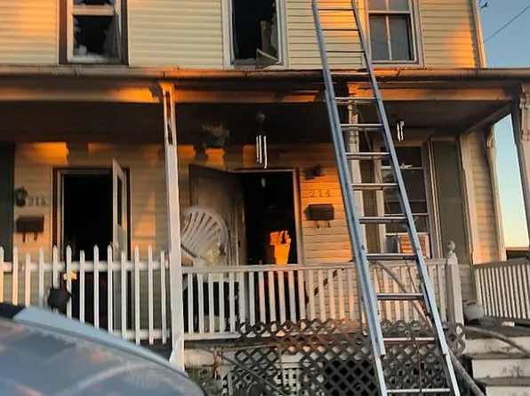 214 Elm St, Steelton, PA 17113