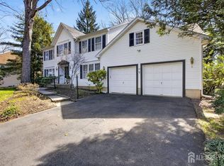 15 Cherokee Rd, East Brunswick, NJ