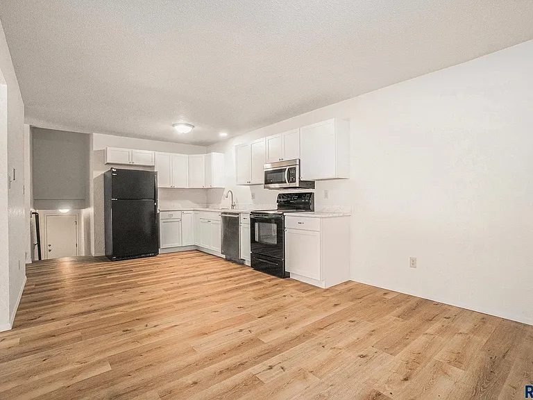 5406 W 44th St — Photo 2