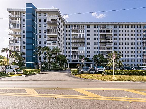 2nd image of 4200 N Hillcrest Drive #300