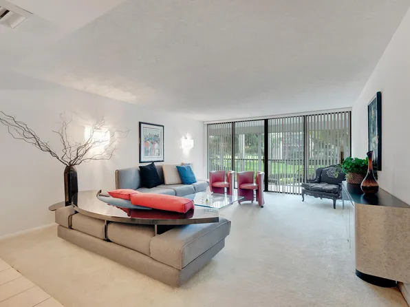 20090 Boca West Drive #323, Boca Raton, FL 33434