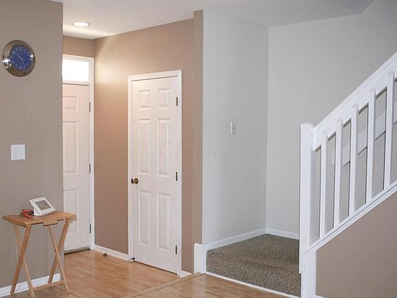 2nd image of 247 Oxford Oak Dr #247