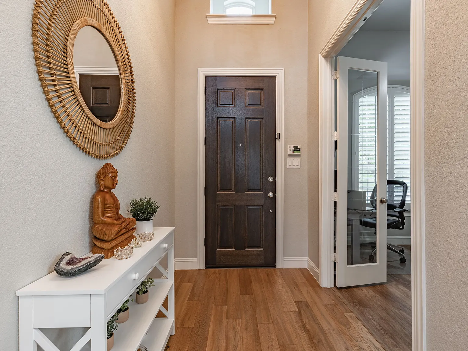 4 bed, 3035 sqft, $3,500 — Photo 4