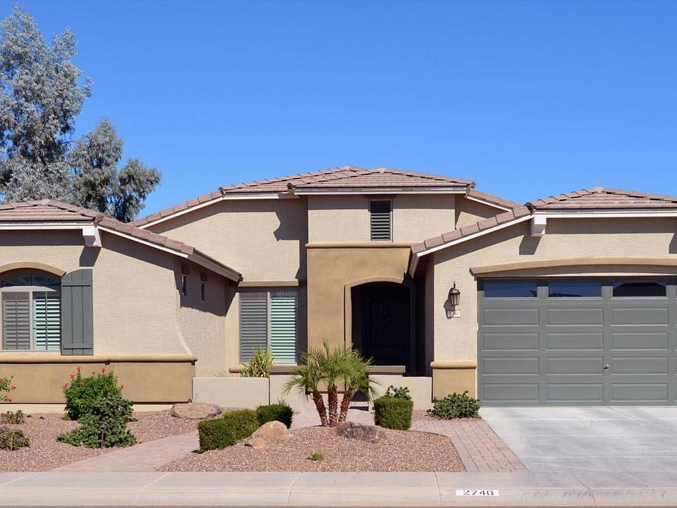 1st image of 2740 E Carob Dr