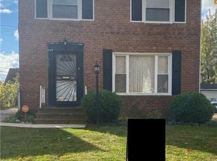 21410 Hillgrove Ave, Maple Heights, OH 44137