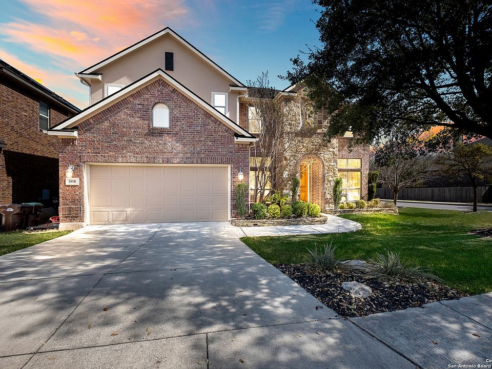 1st image of 508 Grove Bend
