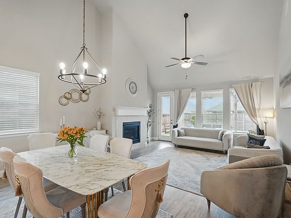 3rd image of 3816 Brookvale Dr