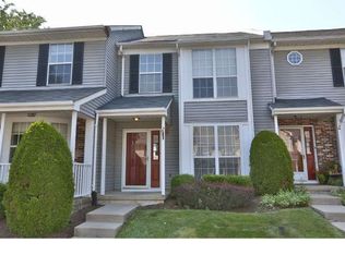 2 Fair Oaks Ct, Newtown, PA