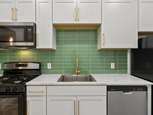 851 Meigs St APT 1, Rochester, NY 14620