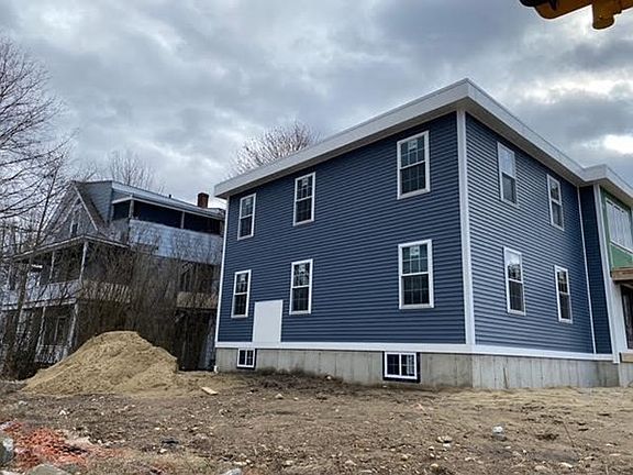 5th image of 111 Mechanic St