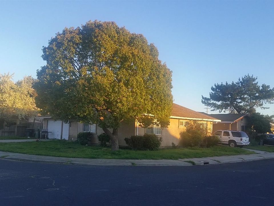 1st image of 100 Mulberry Cir