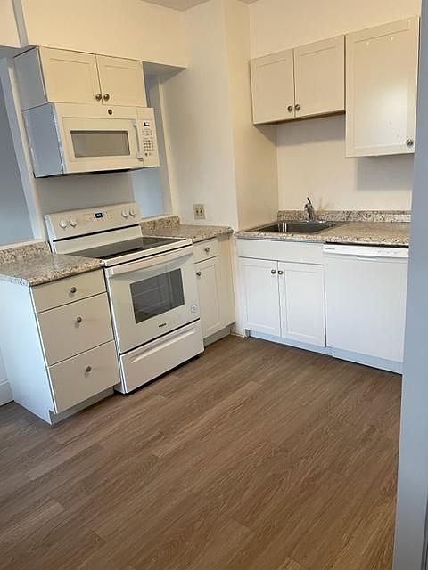 1st image of 262 Boston Tpke #1