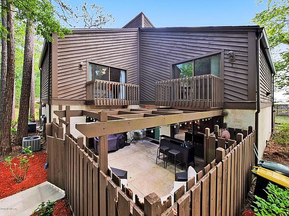 10464 Big Tree Cir W-2