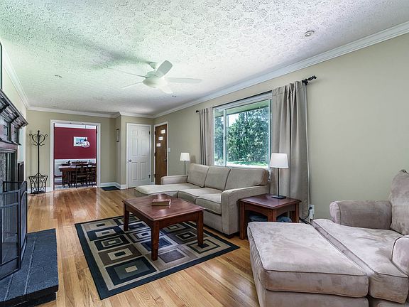 4th image of 3550 Colchester Rd