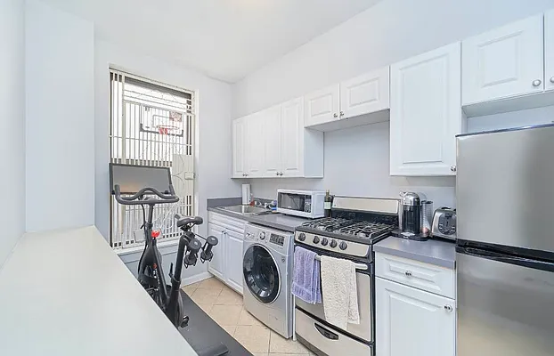 Rented by Living New York | media 12