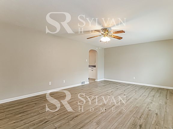 2nd image of 79916 Grandview Ave