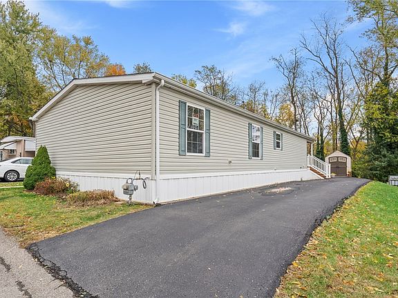 2nd image of 133 Valleyview Dr