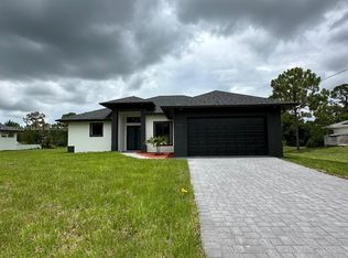 1015 Clark Ave, Lehigh Acres, FL 33972