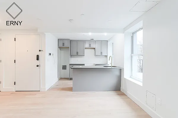 Rented by ERNY LLC | media 4