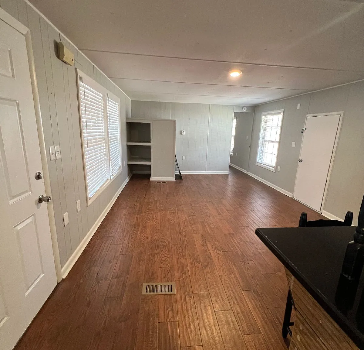 1 bed, 1.0 bath, 700 sqft, $625 — Photo 2