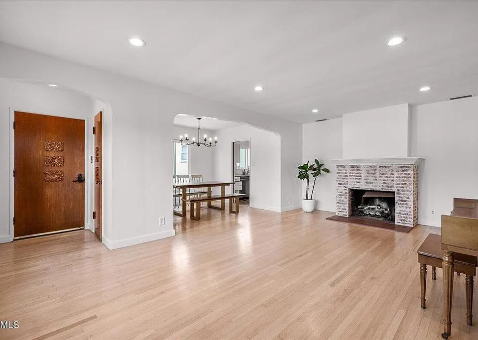 416 Dartmouth Rd