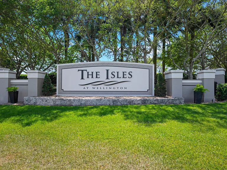 4221 Bluff Harbor Way — Photo 41
