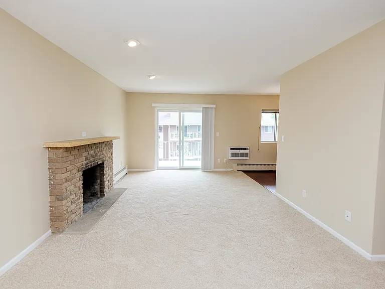 Parkview Court — Photo 17