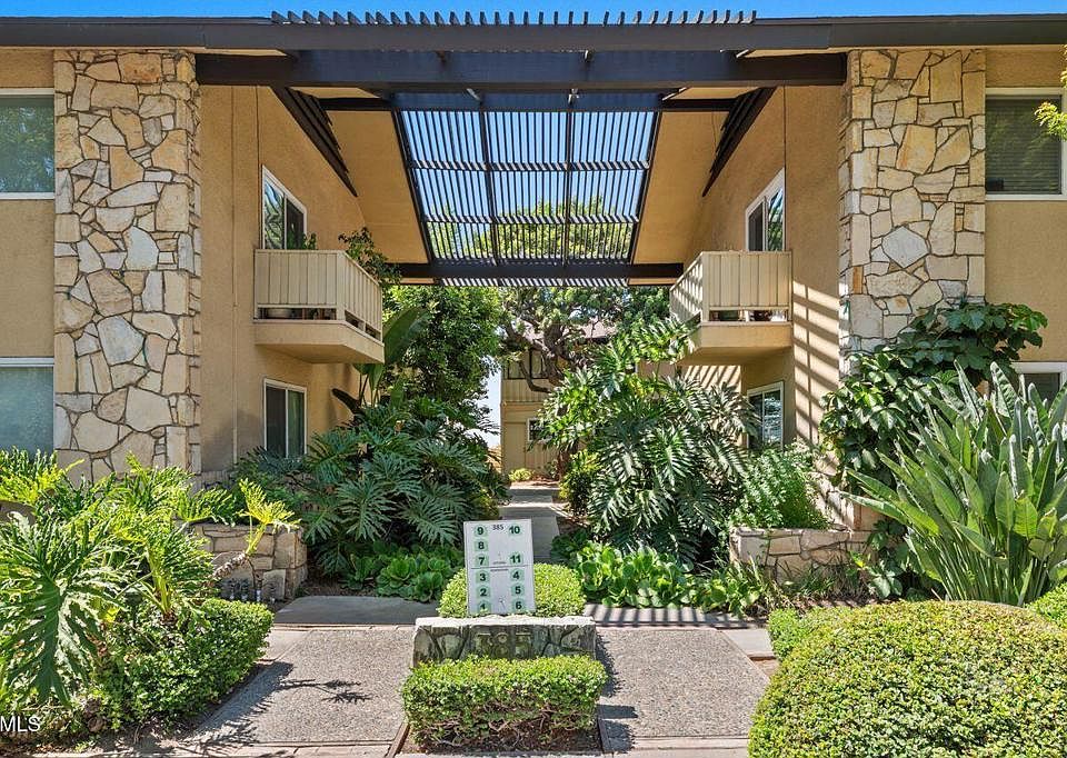 1st image of 385 Cliff Dr APT 8