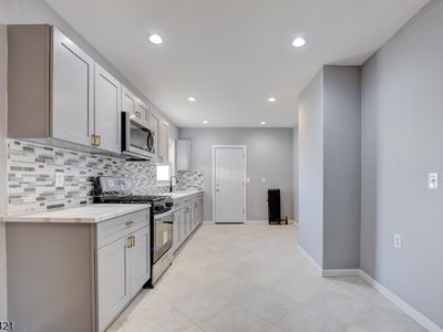 621 Grove St, Irvington, NJ, 07111