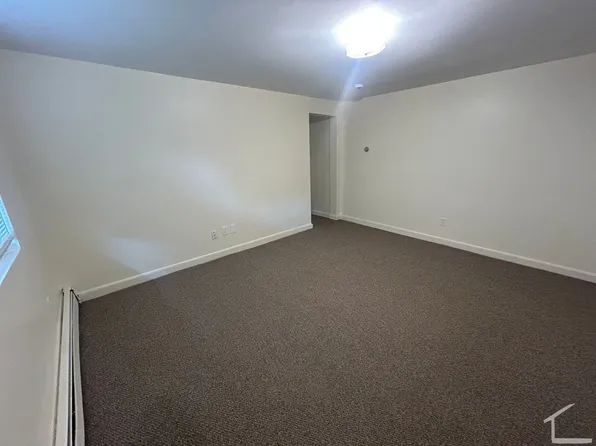 46 Rumford Ave #2B, Waltham, MA 02453