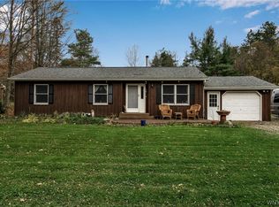 11654 Liberia Rd, East Aurora, NY 14052