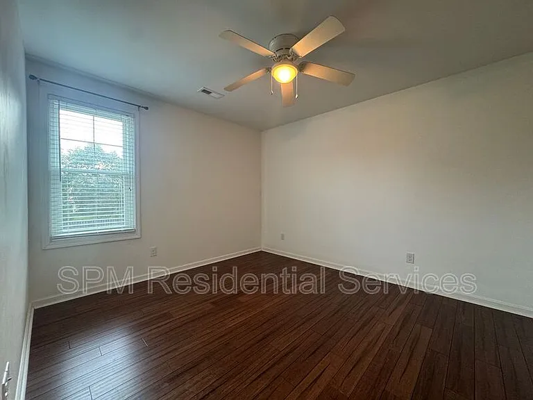 437 Lady Bug Ln — Photo 18