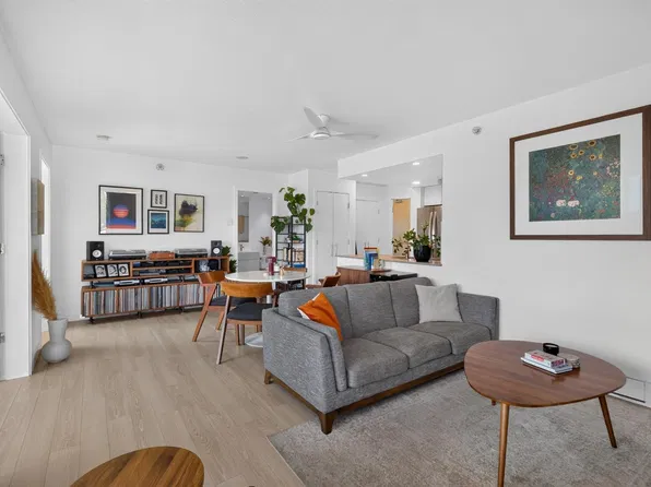 120 Milross Ave #502, Vancouver, BC V6A 4K7