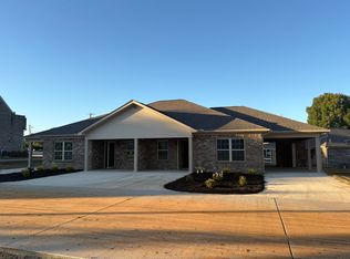 405 Brookwood Pl #405, Rogersville, AL 35652