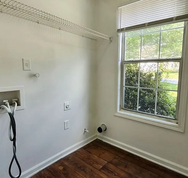 3049 Winding Grove Dr — Photo 16