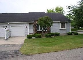 1st image of 6150 Woodside Dr #5