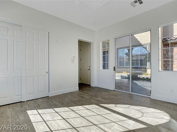 5th image of 5406 San Bellasera Ct