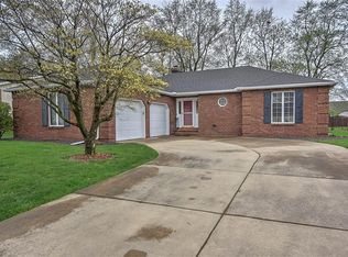 4661 Dogwood Ct, Decatur, IL 62526