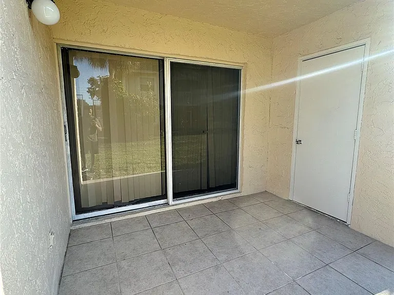 12165 Royal Palm Blvd #3C — Photo 13