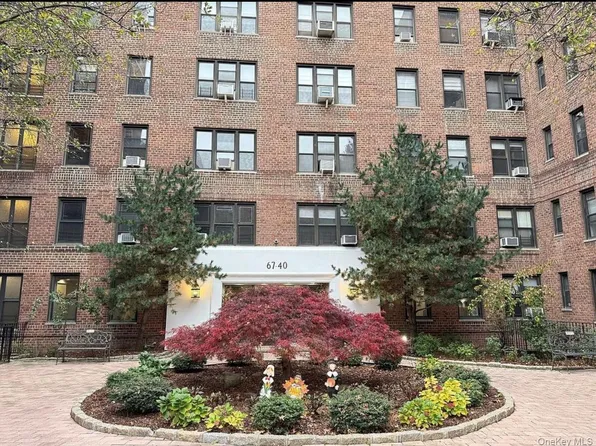 67-40 Yellowstone Boulevard #6L, Forest Hills, NY 11375